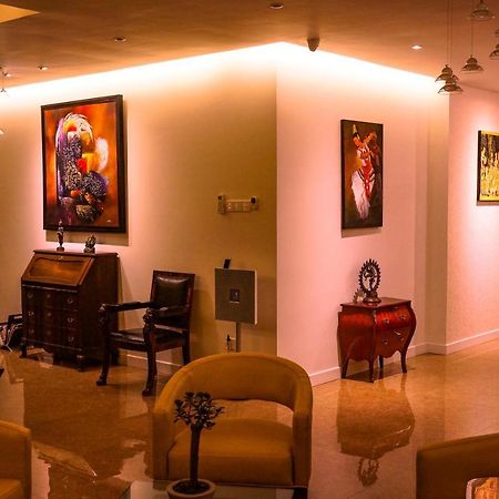 The Penthouse Above Sea Apartment Dehiwala-Mount Lavinia Екстериор снимка
