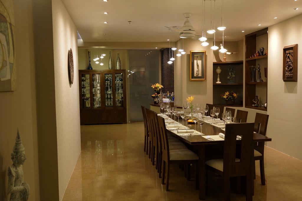 The Penthouse Above Sea Apartment Dehiwala-Mount Lavinia Екстериор снимка