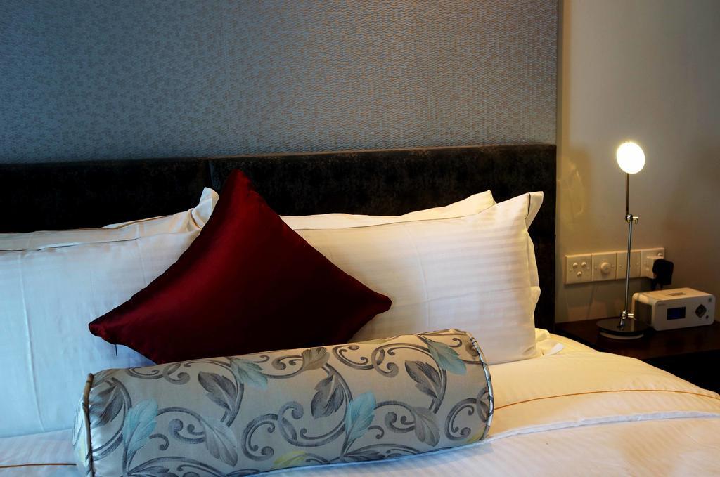 The Penthouse Above Sea Apartment Dehiwala-Mount Lavinia Екстериор снимка
