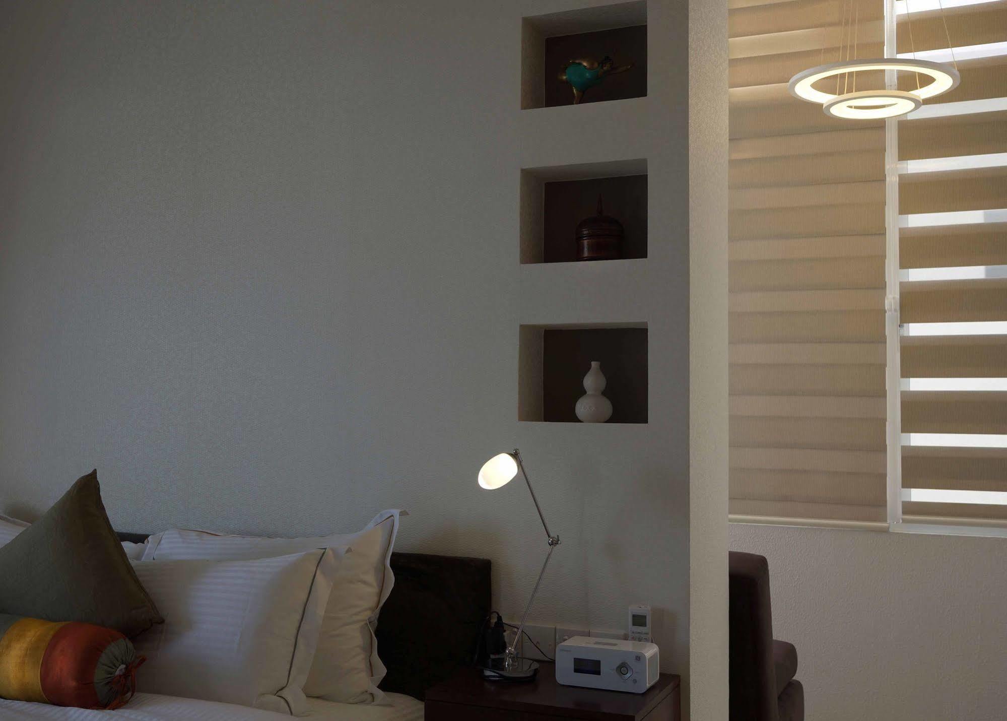 The Penthouse Above Sea Apartment Dehiwala-Mount Lavinia Екстериор снимка