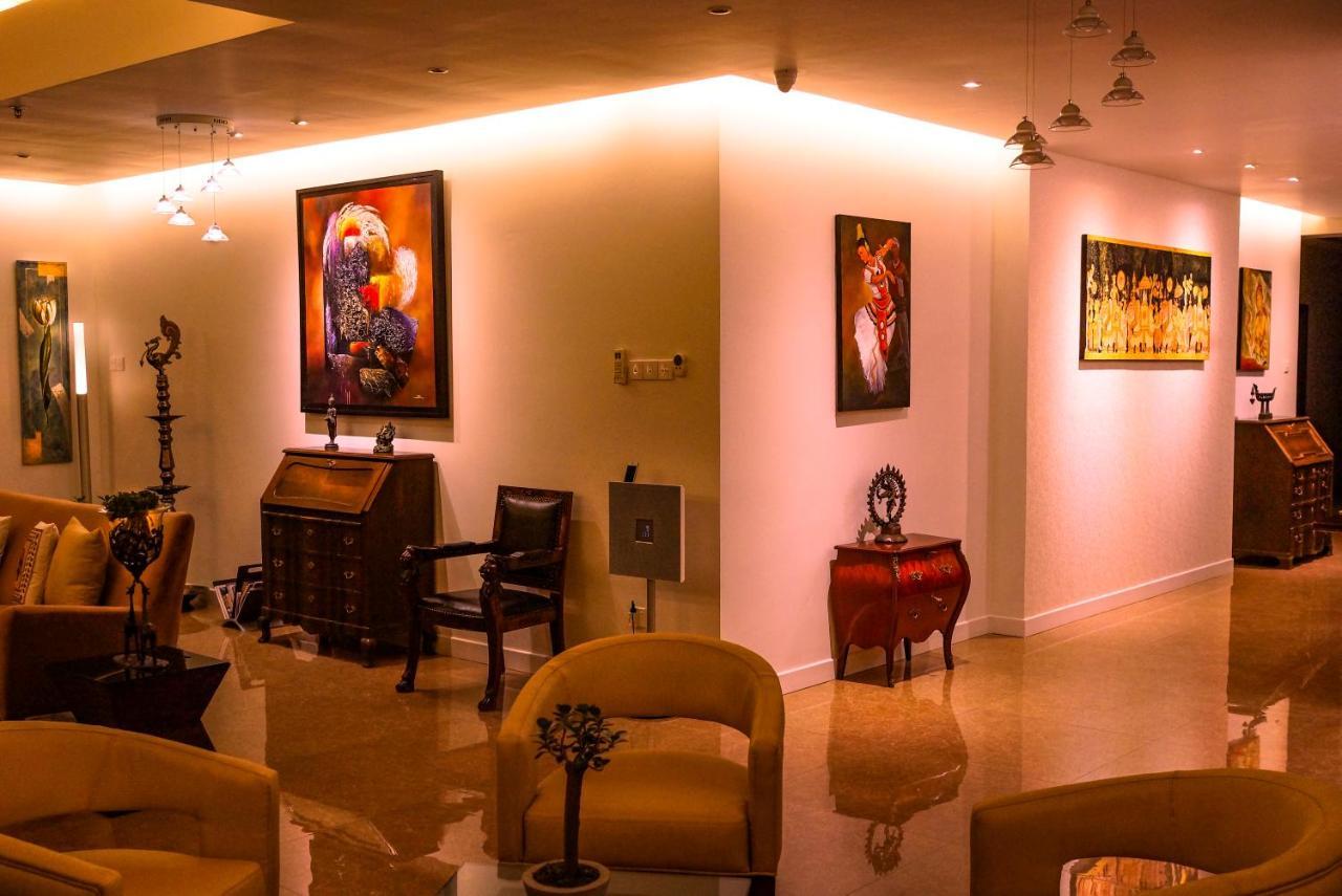 The Penthouse Above Sea Apartment Dehiwala-Mount Lavinia Екстериор снимка